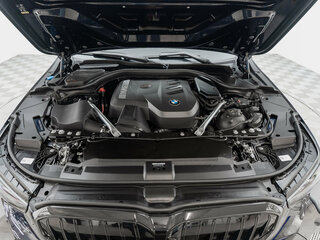 2025 BMW 5 серии 530i xDrive VIII (G60/G61/G68), чёрный, 9790000 рублей, вид 4