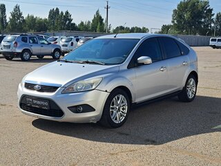 2008 Ford Focus II Рестайлинг, серебристый, 360000 рублей, вид 1