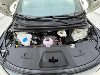 2025 BYD Dolphin 45.12 kWh I Рестайлинг, белый, 1401111 рублей, вид 4