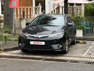 2016 Toyota Corolla XI (E160, E170, E180) Рестайлинг 1, чёрный, 2200000 рублей, вид 1