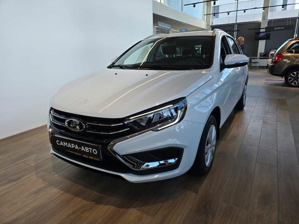 2026 Lada (ВАЗ) Vesta SW I Рестайлинг (NG), белый, 1815000 рублей