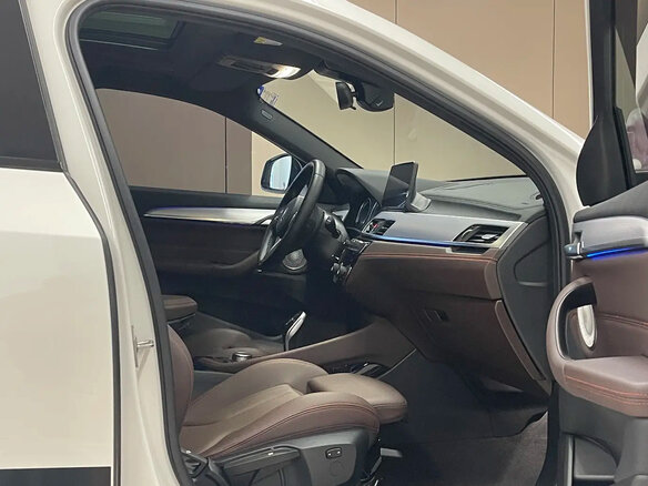 2021 BMW X2 sDrive20i I (F39), белый, 1685000 рублей - вид 19