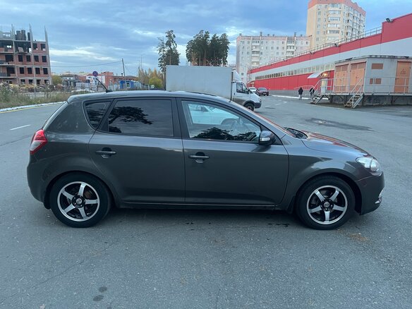 2012 Kia Ceed I Рестайлинг, белый, 710000 рублей - вид 14