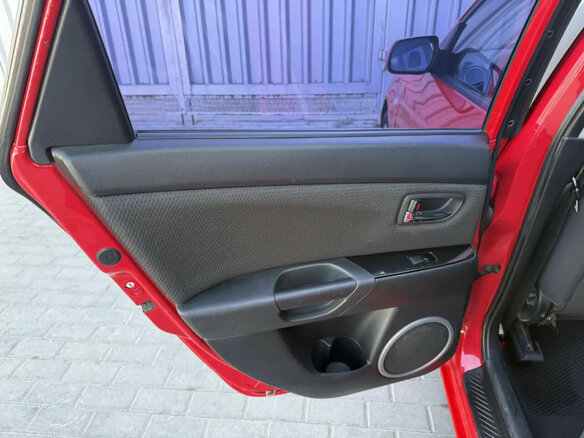 2008 Mazda 3 I (BK) Рестайлинг, красный, 545000 рублей - вид 18
