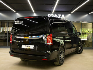 2015 Mercedes-Benz V-Класс Long 250 d длинный III (W447), чёрный, 3900000 рублей, вид 4
