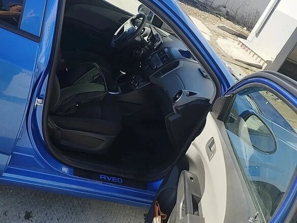 2014 Chevrolet Aveo II, синий, 550000 рублей - вид 7