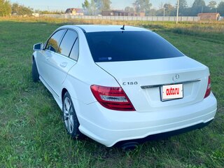 2013 Mercedes-Benz C-Класс 180 BlueEFFICIENCY III (W204) Рестайлинг, белый, 1550000 рублей, вид 3