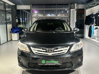 2013 Toyota Corolla X (E140, E150) Рестайлинг, чёрный, 1050000 рублей, вид 3