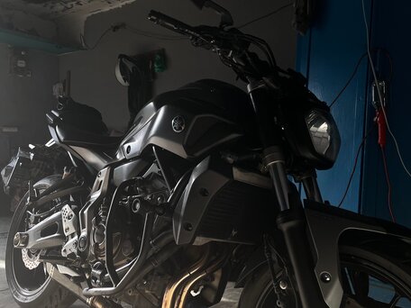 2015 Yamaha MT-07 (FZ-07), чёрный, 660000 рублей, вид 4