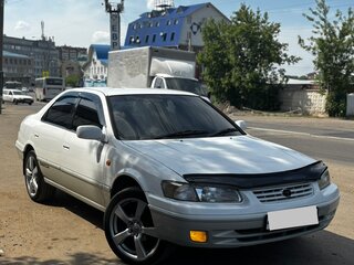 1997 Toyota Camry Gracia IV (XV20), белый, 490000 рублей, вид 1