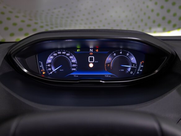 2026 Peugeot 5008 II Рестайлинг, серый, 4899000 рублей - вид 15