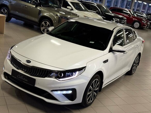 2018 Kia Optima IV Рестайлинг, белый, 2139000 рублей - вид 4
