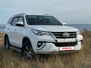 2017 Toyota Fortuner II, белый, 3250000 рублей, вид 3