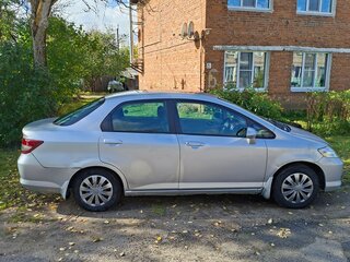 2003 Honda Fit Aria, серебристый, 190000 рублей, вид 4