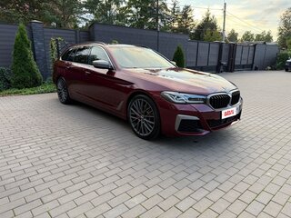 2020 BMW 5 серии 520d xDrive VII (G30/G31/G38) Рестайлинг, пурпурный, 4650000 рублей, вид 3