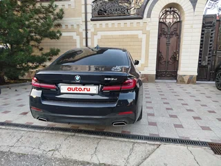 2023 BMW 5 серии 523d VII (G30/G31/G38) Рестайлинг, синий, 4850000 рублей, вид 3