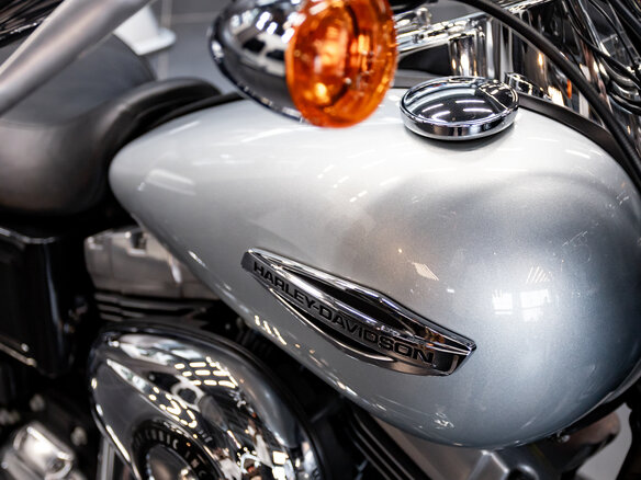 2012 Harley-Davidson Dyna Switchback, серый, 1150000 рублей - вид 17