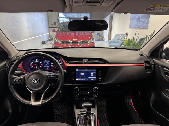 2020 Kia Rio IV Рестайлинг, чёрный, 1619000 рублей - вид 8