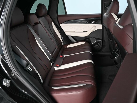 2023 Geely Monjaro I, чёрный, 3299000 рублей - вид 6