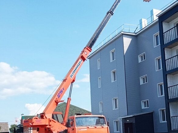 2012 КамАЗ 65115, оранжевый, 4800000 рублей - вид 1