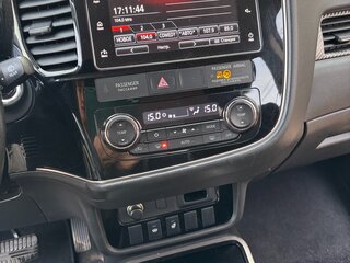 2018 Mitsubishi Outlander III Рестайлинг 2, чёрный, 2100000 рублей, вид 4