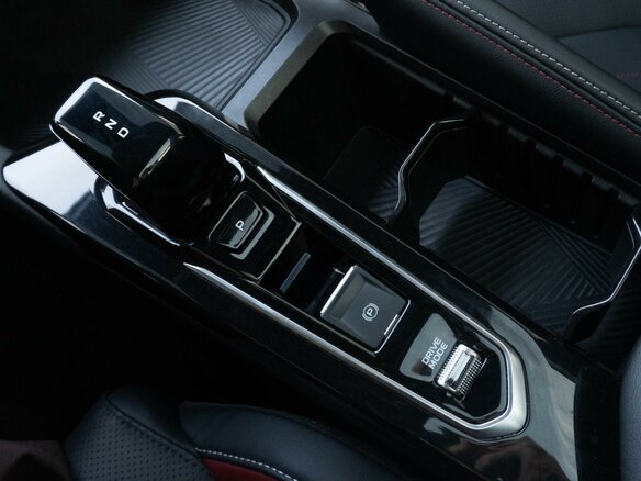2024 Geely Binyue I Рестайлинг 2, серый, 2315000 рублей - вид 18