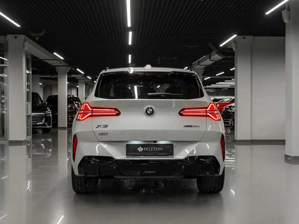 2025 BMW X3 Long 30L xDrive IV (G45/G48), белый, 6700000 рублей - вид 5
