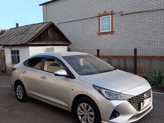 2021 Hyundai Solaris II Рестайлинг, серый, 1750000 рублей, вид 2