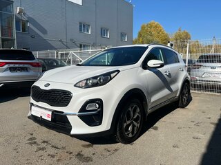 2018 Kia Sportage IV Рестайлинг, белый, 2070000 рублей, вид 4
