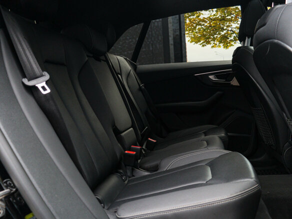 2020 Audi Q8 55 TFSI I (4M), чёрный, 6000000 рублей - вид 14