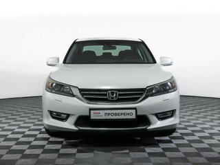 2013 Honda Accord IX, белый, 1697000 рублей, вид 2