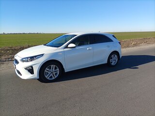 2019 Kia Ceed III, белый, 2100000 рублей, вид 4