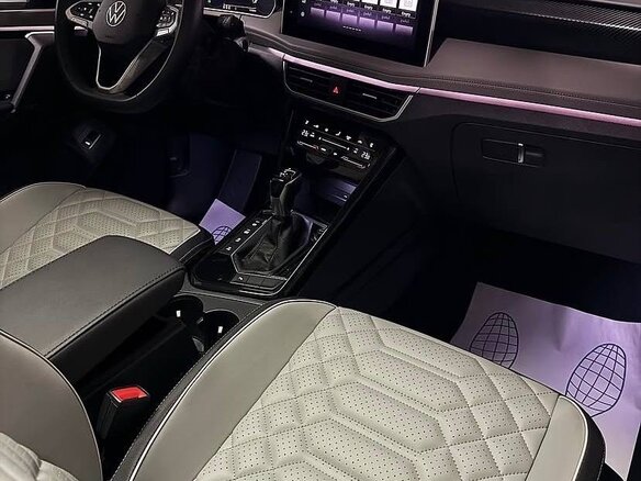 2023 Volkswagen Tayron I Рестайлинг, чёрный, 2350000 рублей - вид 5