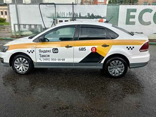 2019 Volkswagen Polo V Рестайлинг, белый, 543000 рублей, вид 3