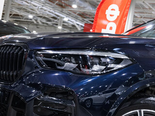 2022 BMW X5 Long 30Li IV (G05/G18), чёрный, 6320000 рублей, вид 2