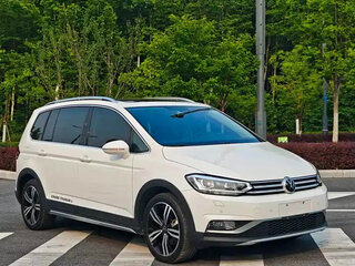 2022 Volkswagen Touran Cross L II, белый, 1755004 рублей, вид 3