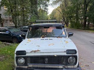 1998 Lada (ВАЗ) 2121 (4x4) I Рестайлинг, белый, 100000 рублей, вид 1