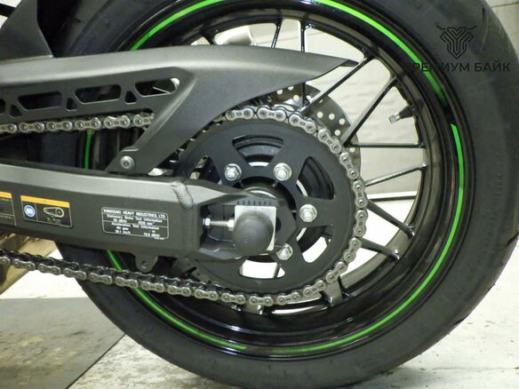 2020 Kawasaki Z 900RS, серый, 1099000 рублей - вид 7