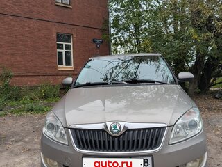 2012 Skoda Fabia II Рестайлинг, серый, 730000 рублей, вид 2