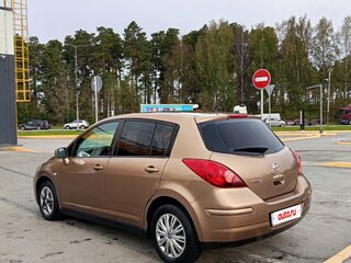 2008 Nissan Tiida I, коричневый, 400000 рублей, вид 4