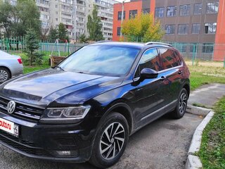2018 Volkswagen Tiguan II, чёрный, 2350000 рублей, вид 1