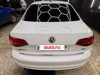 2017 Volkswagen Jetta VI Рестайлинг, белый, 1895000 рублей, вид 3
