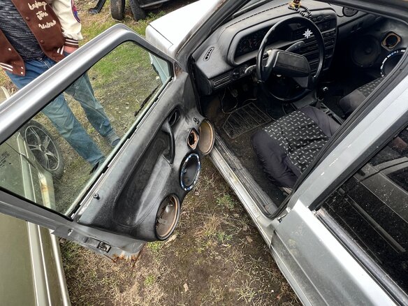 2003 Lada (ВАЗ) 2114, серебристый, 50000 рублей - вид 2