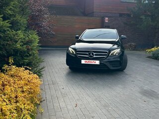 2018 Mercedes-Benz E-Класс 220 d V (W213, S213, C238), чёрный, 2400000 рублей, вид 1