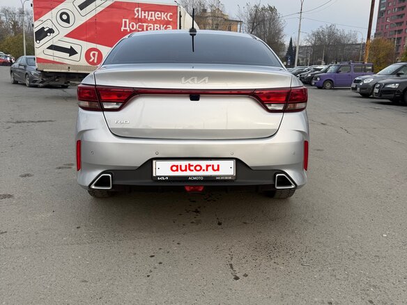 2022 Kia Rio IV Рестайлинг, серый, 1750000 рублей - вид 6