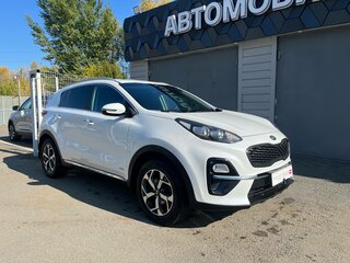 2018 Kia Sportage IV Рестайлинг, белый, 2070000 рублей, вид 2