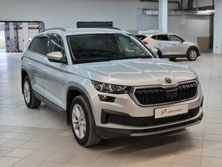 2021 Skoda Kodiaq I Рестайлинг, серебристый, 2949000 рублей, вид 2