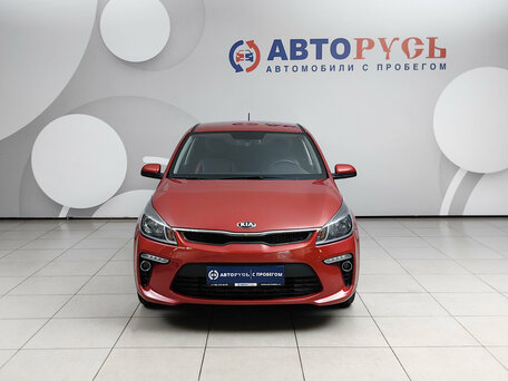 2020 Kia Rio IV, красный, 1727000 рублей, вид 3