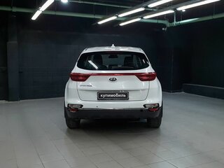 2019 Kia Sportage IV Рестайлинг, белый, 1299000 рублей, вид 5