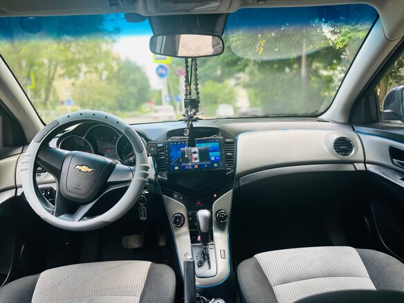 2012 Chevrolet Cruze I, чёрный, 790000 рублей - вид 4